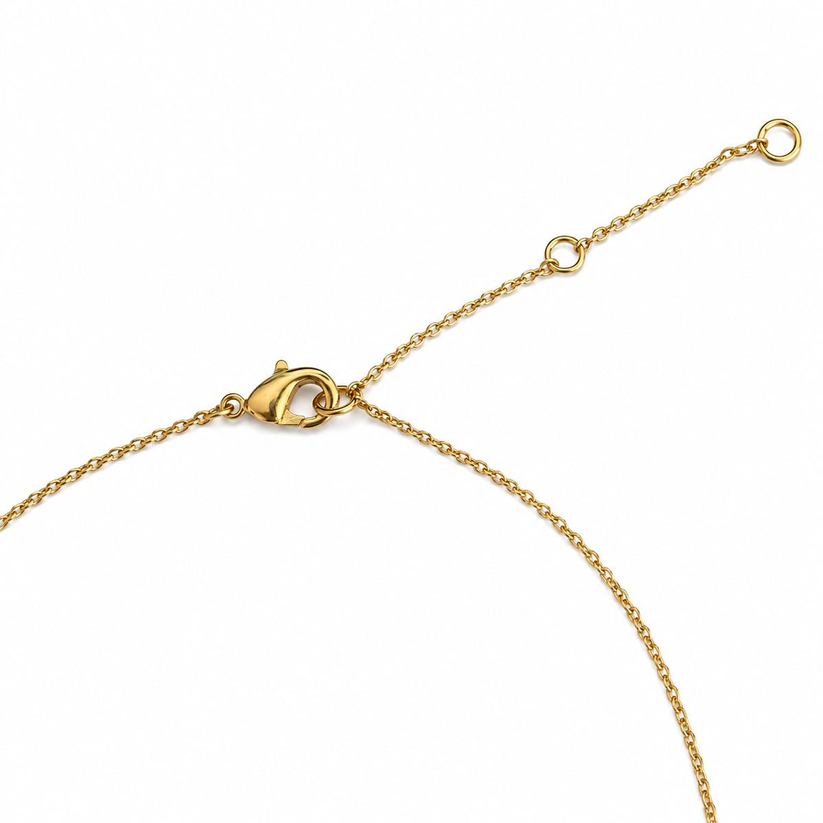 Collar con colgante de imperdible de carita feliz en dorado