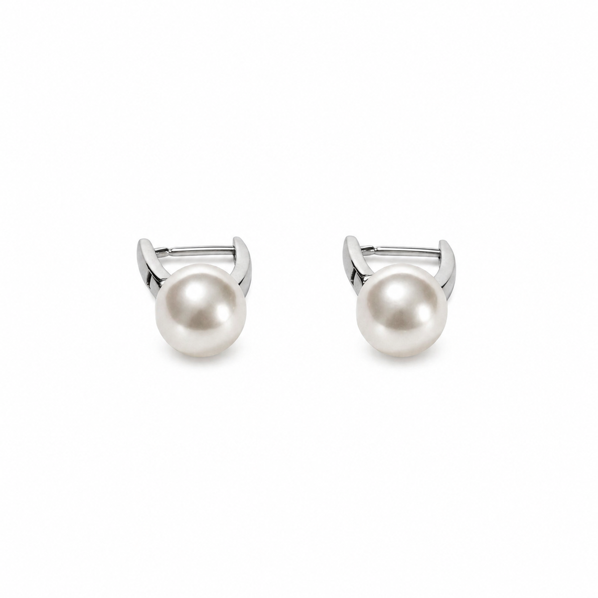 Pendientes retro franceses de plata falsa y perla blanca