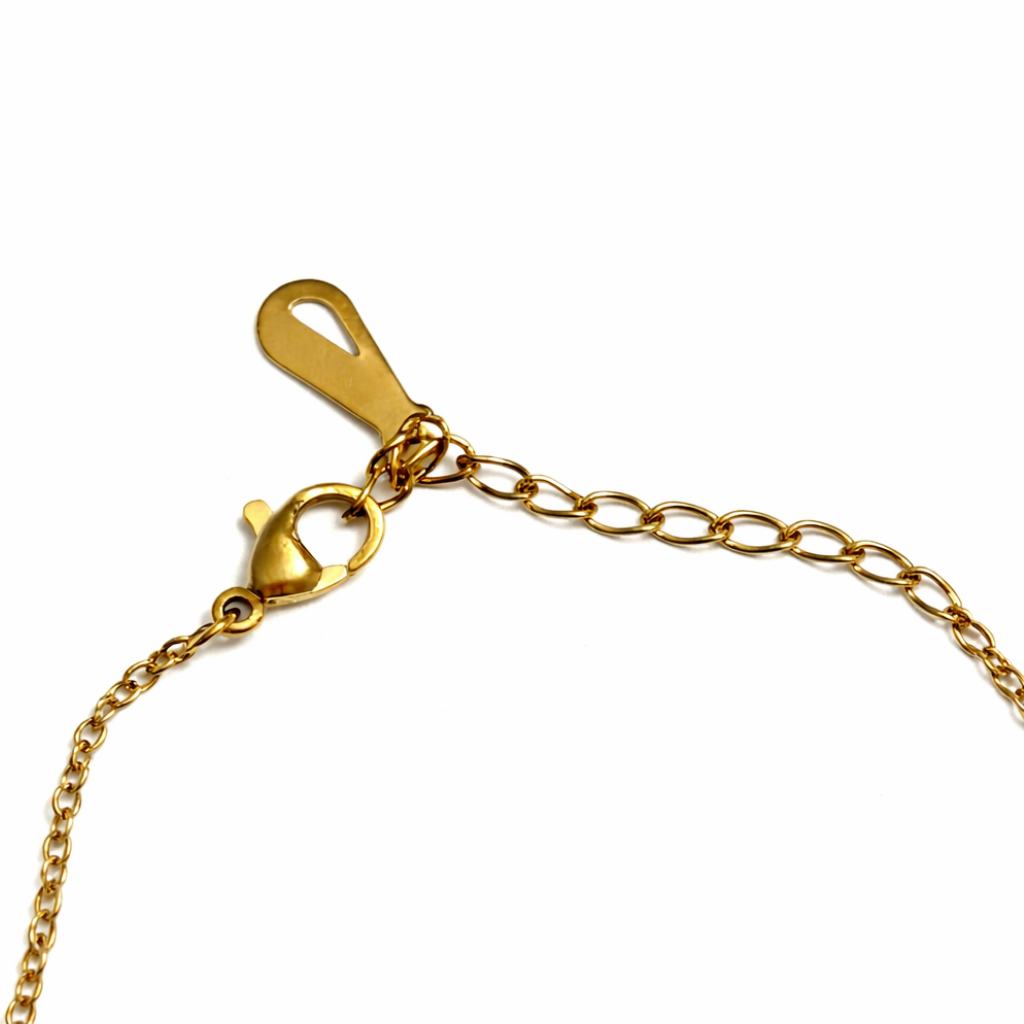 Gold Tone Clover Mother Of Pearl Necklace