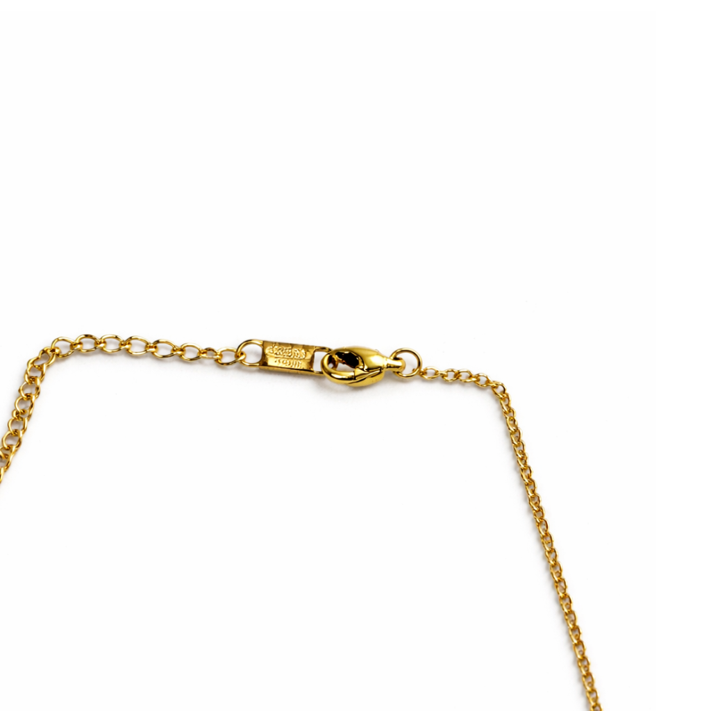 Gold Tone Openwork Clover Medallion Necklace