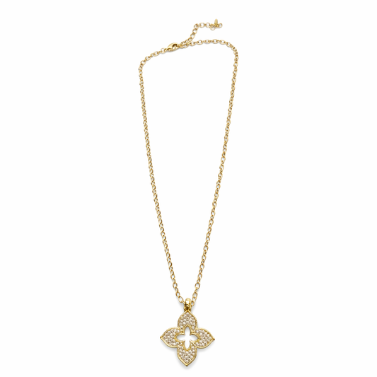 Gold Tone Quatrefoil Pendant Necklace