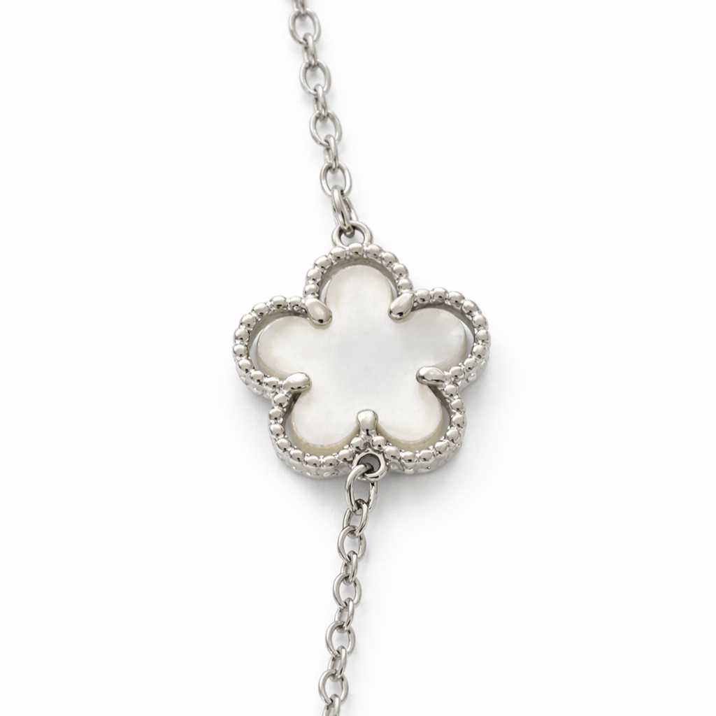 Silver Tone Duo-Color Midnight Clover Necklace