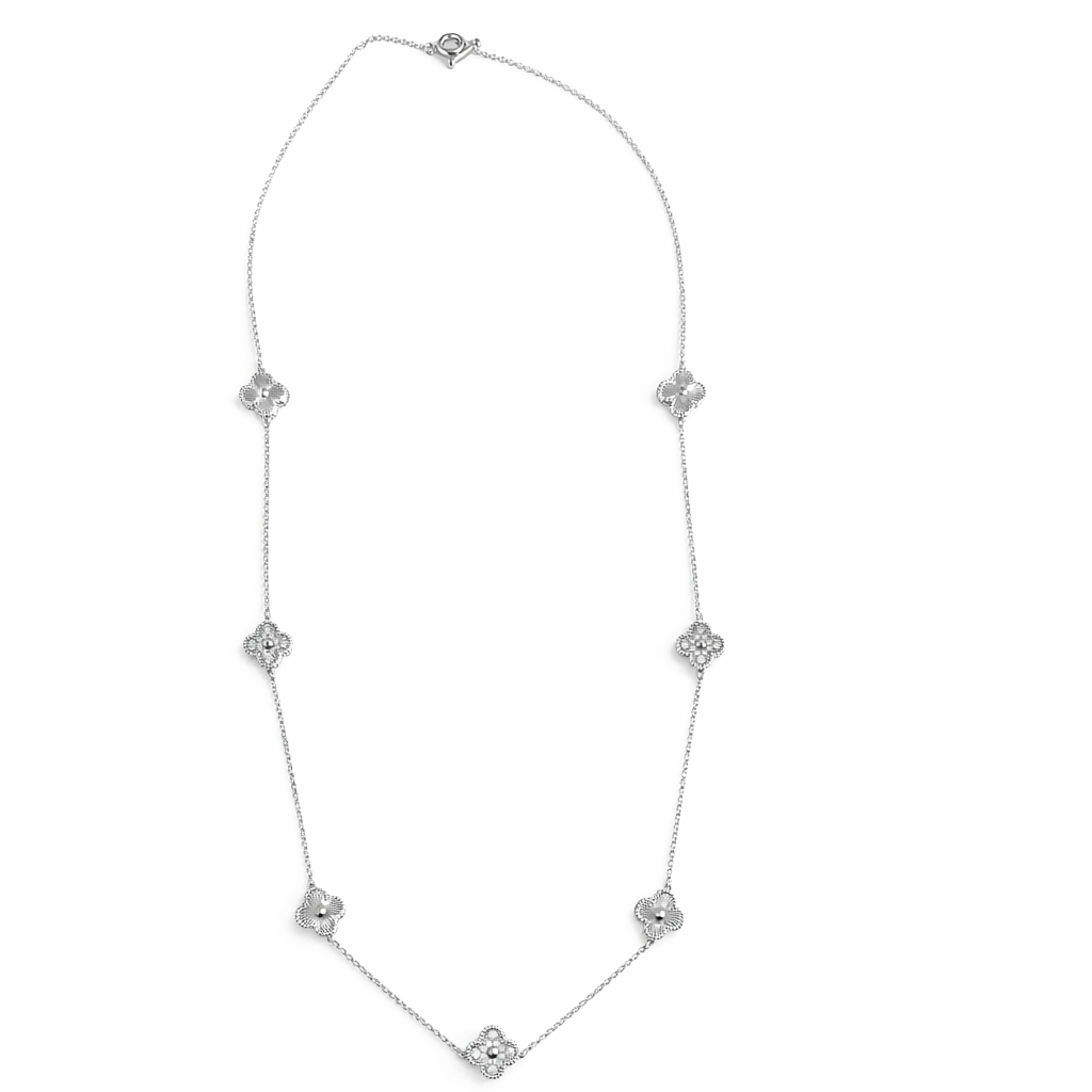 Silver Tone Winter Clover Necklace
