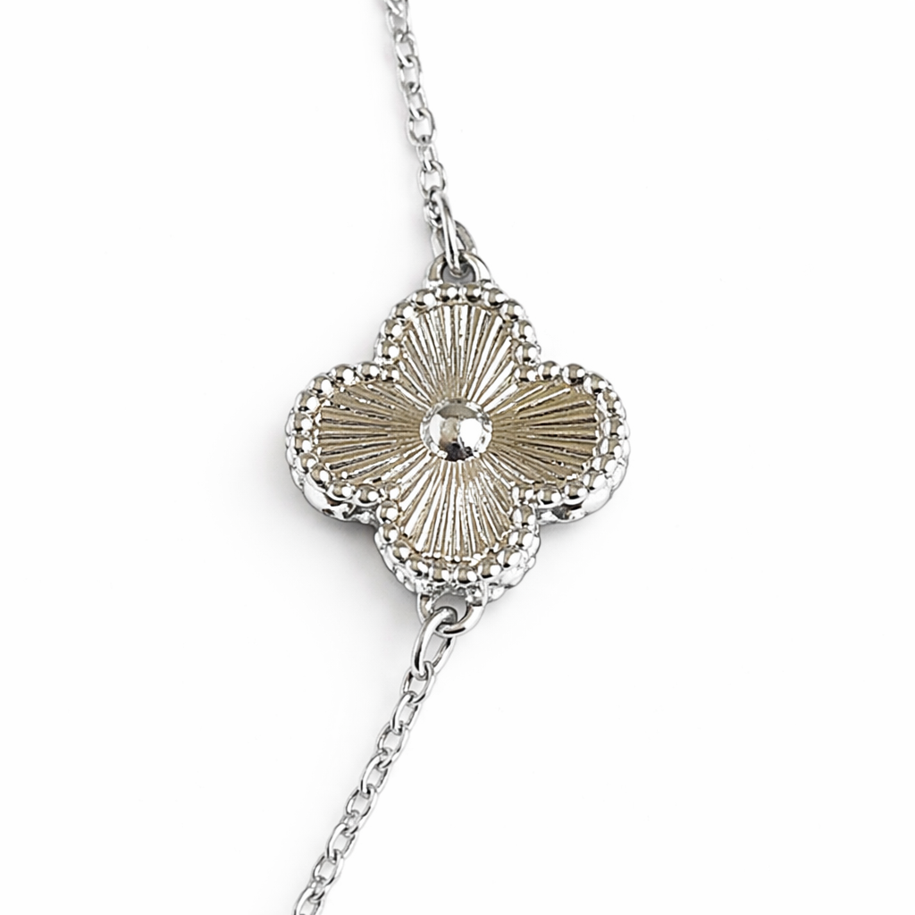Silver Tone Winter Clover Necklace