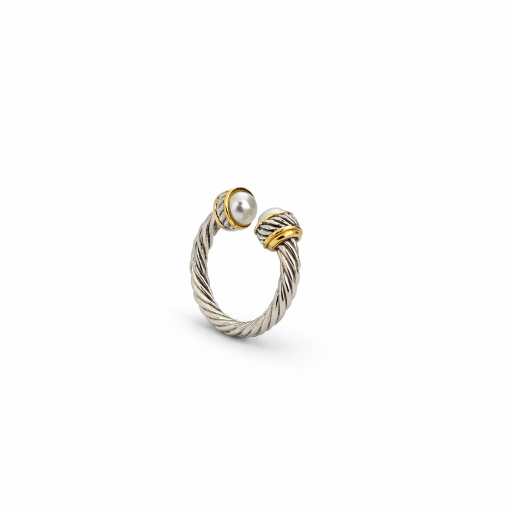 Cable Open Ring With White Pearl